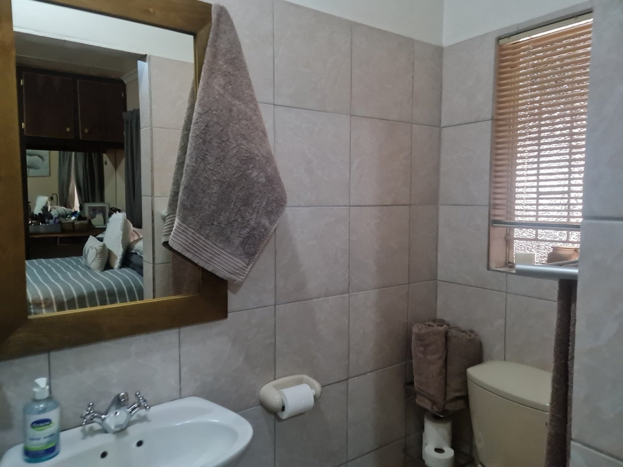 3 Bedroom Property for Sale in Rustenburg Central North West